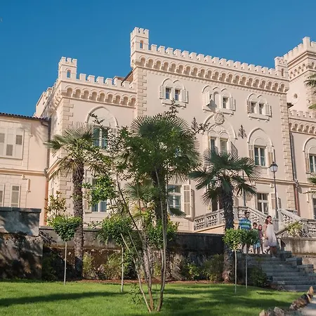 Isabella Castle Apartment Porec