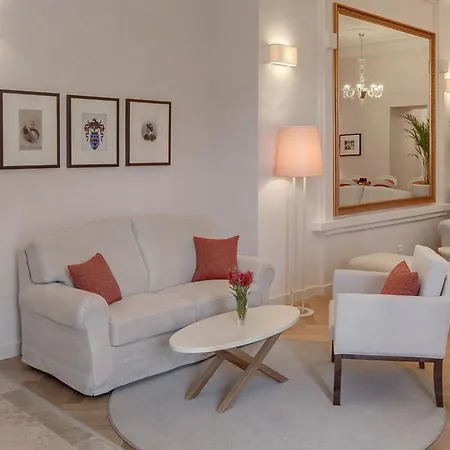 Isabella Castle Apartment *