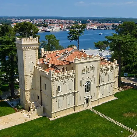 Isabella Castle Apartment