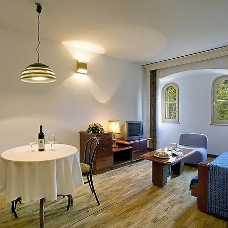 Apartment Isabella Castle *