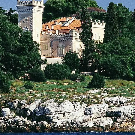 Apartment Isabella Castle *