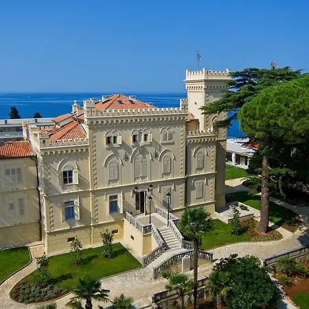 Isabella Castle *